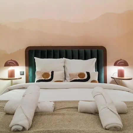 Elegant 3-room Air-conditioned In The Heart Of Le Marais