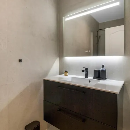Elegant 3-room Air-conditioned In The Heart Of Le Marais Parigi